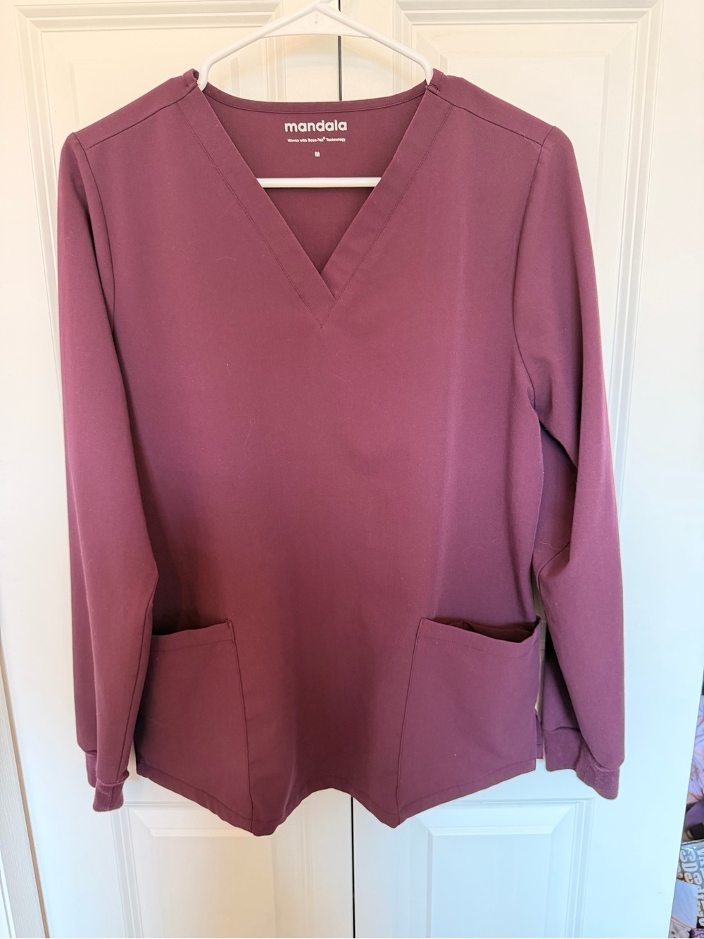 Mandala Women’s V-Neck Long Sleeve Top in eggplant